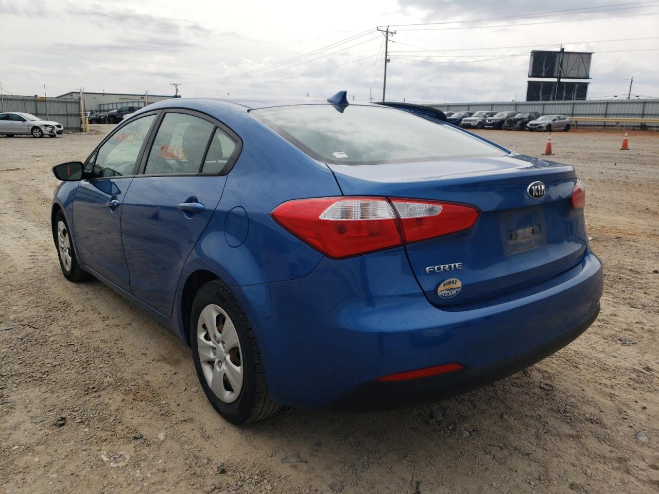 Photo 3 from auction – 2015 KIA FORTE LX with VIN KNAFX4A63F5338887