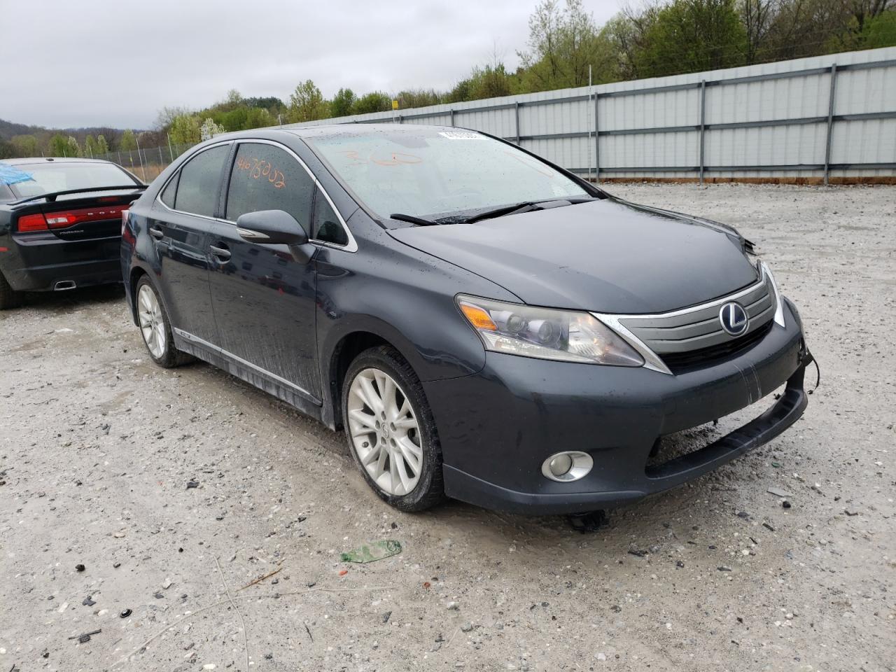 LEXUS HS 250H 2010 with VIN JTHBB1BA2A2005994 - Photo from auction
