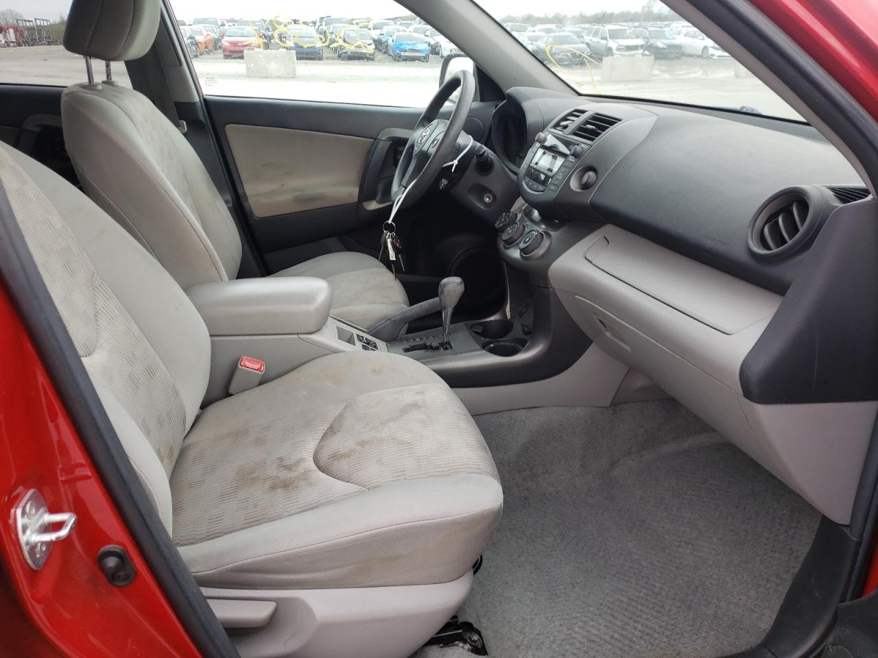 Photo 5 from auction – 2011 TOYOTA RAV4 with VIN 2T3ZF4DVXBW061602