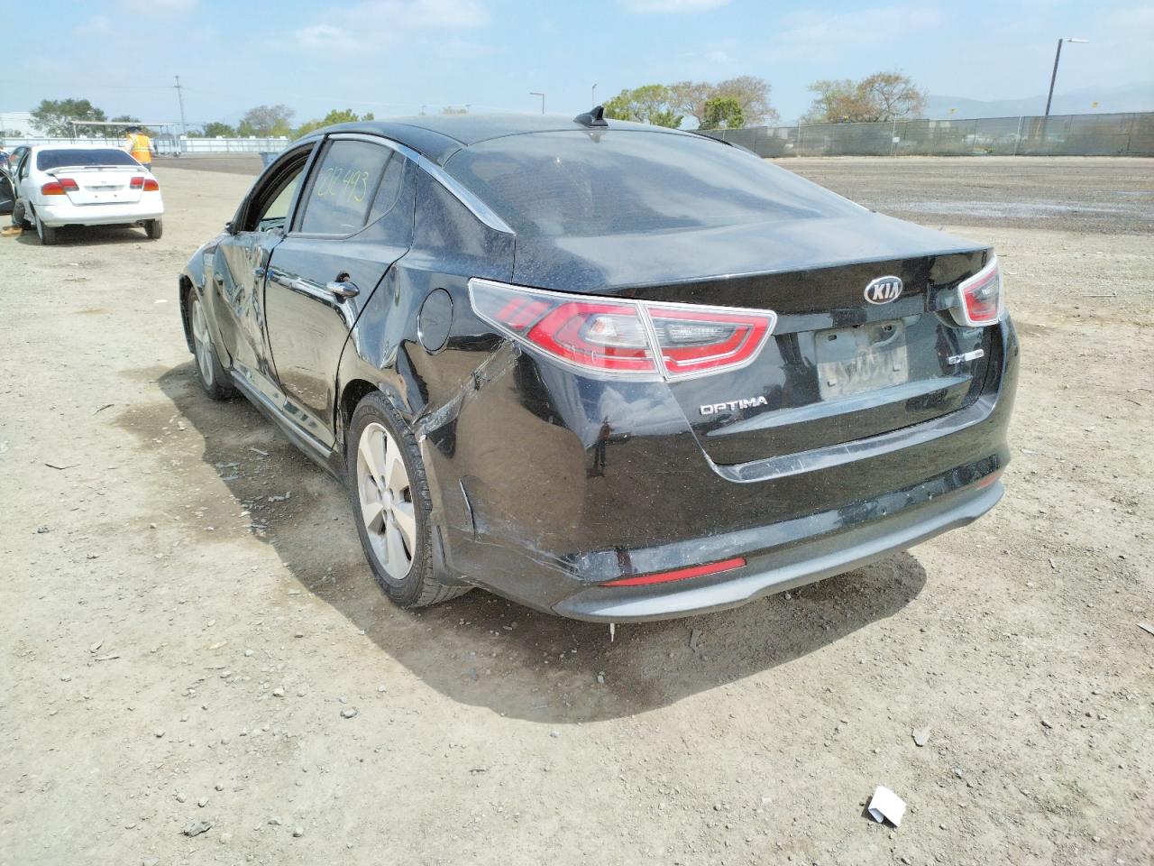 Foto 3 de la subasta – 2014 KIA OPTIMA HYB con VIN KNAGN4AD5E5063109