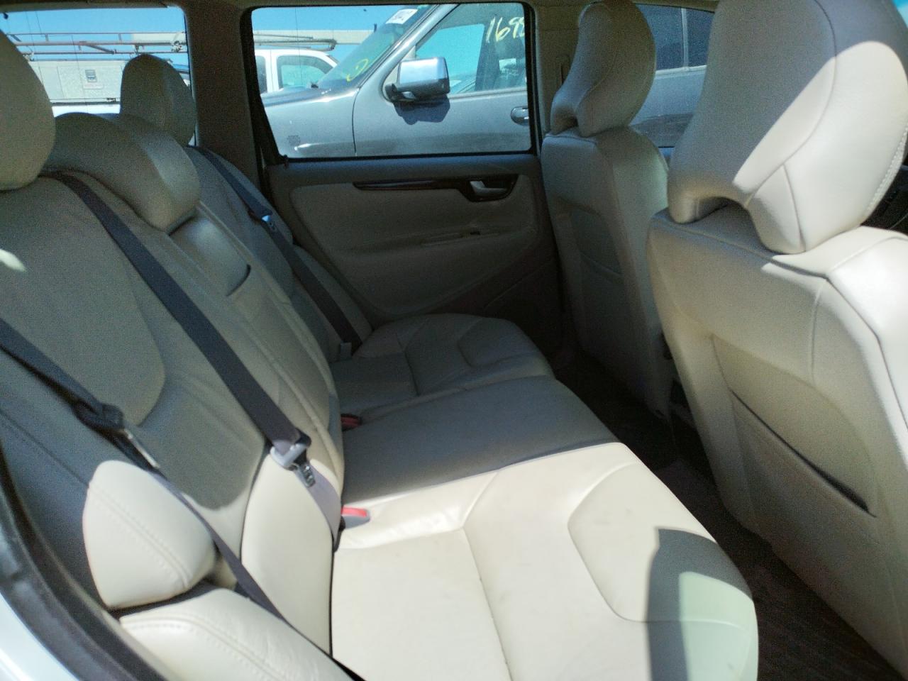 Photo 6 from auction – 2004 VOLVO V70 with VIN YV1SW64A642406317