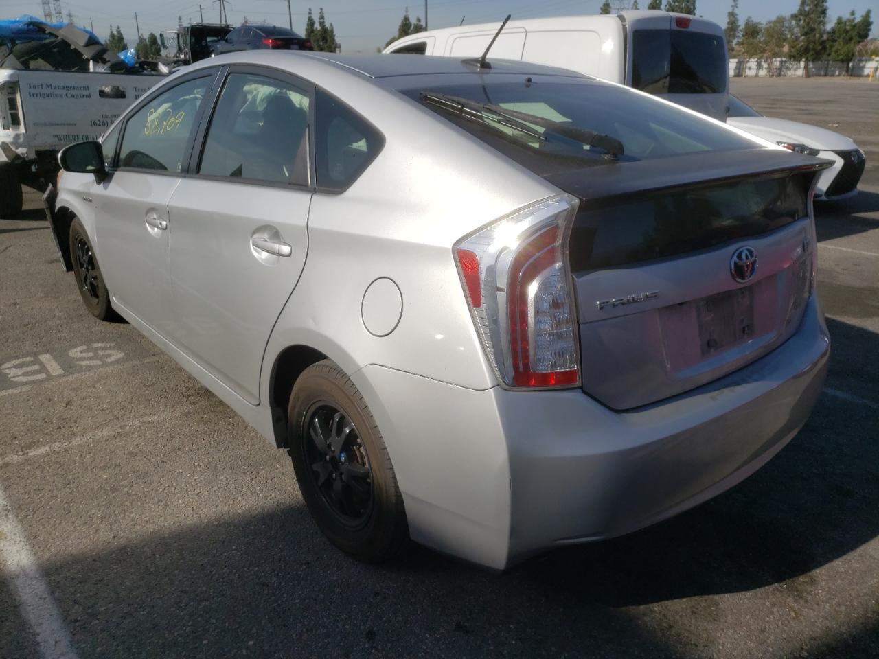 Photo 3 from auction – 2014 TOYOTA PRIUS with VIN JTDKN3DU2E1763843