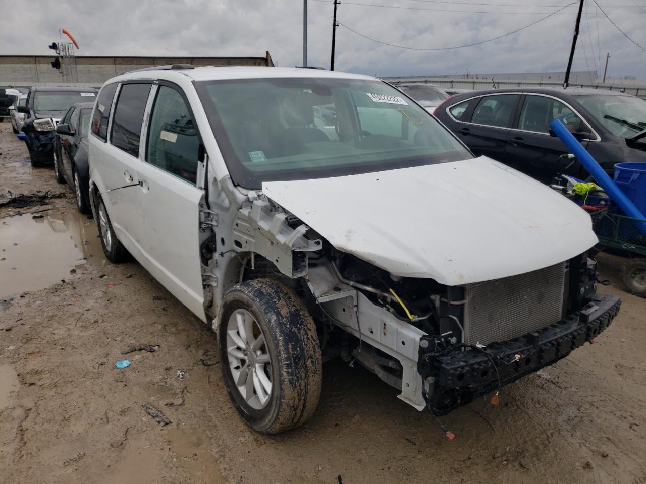 DODGE GRAND CARA 2019 with VIN 2C4RDGCG3KR735805 - Photo from auction
