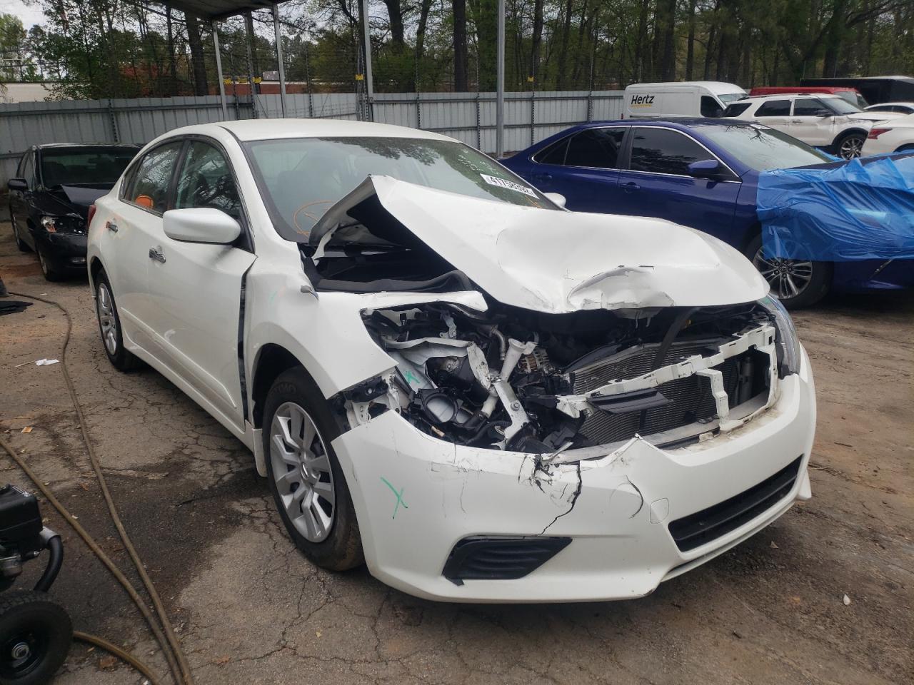 NISSAN ALTIMA 2.5 2017 with VIN 1N4AL3AP0HC235913 - Photo from auction