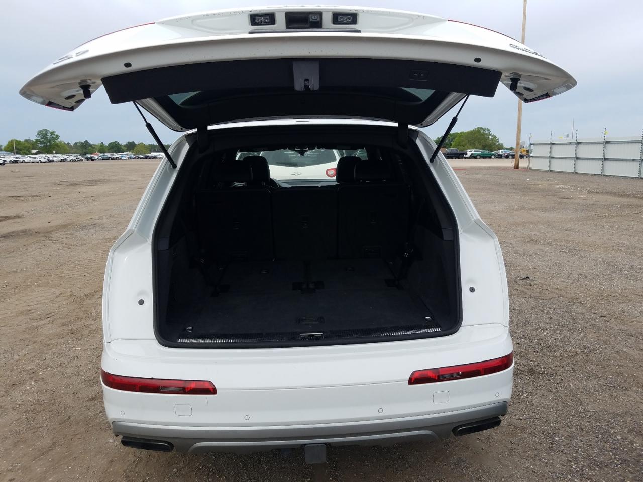 Photo 9 from auction – 2018 AUDI Q7 PRESTIG with VIN WA1VAAF75JD019497