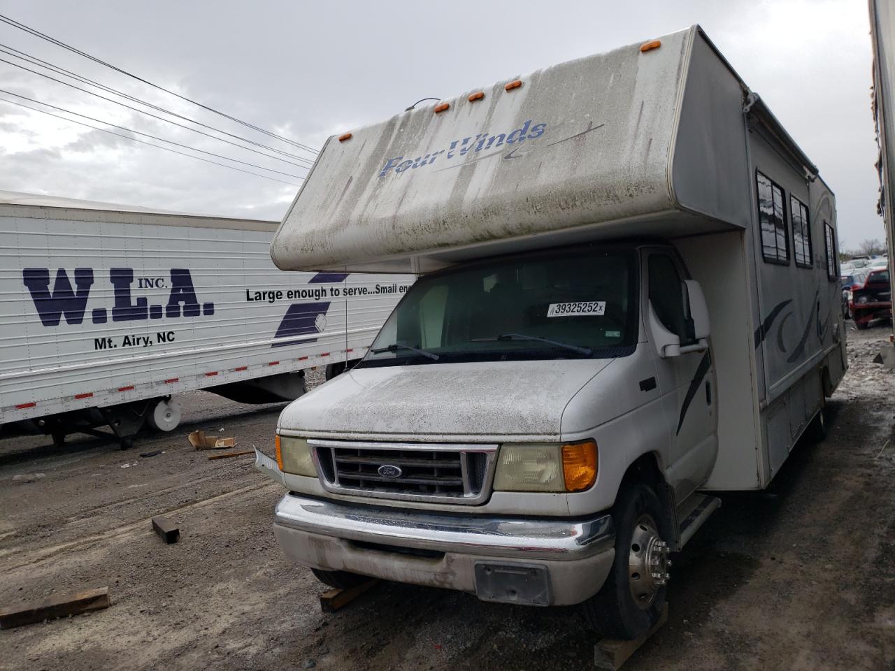 Photo 2 from auction – 2003 FORD FOURWINDS with VIN 1FDXE45S53HB39057