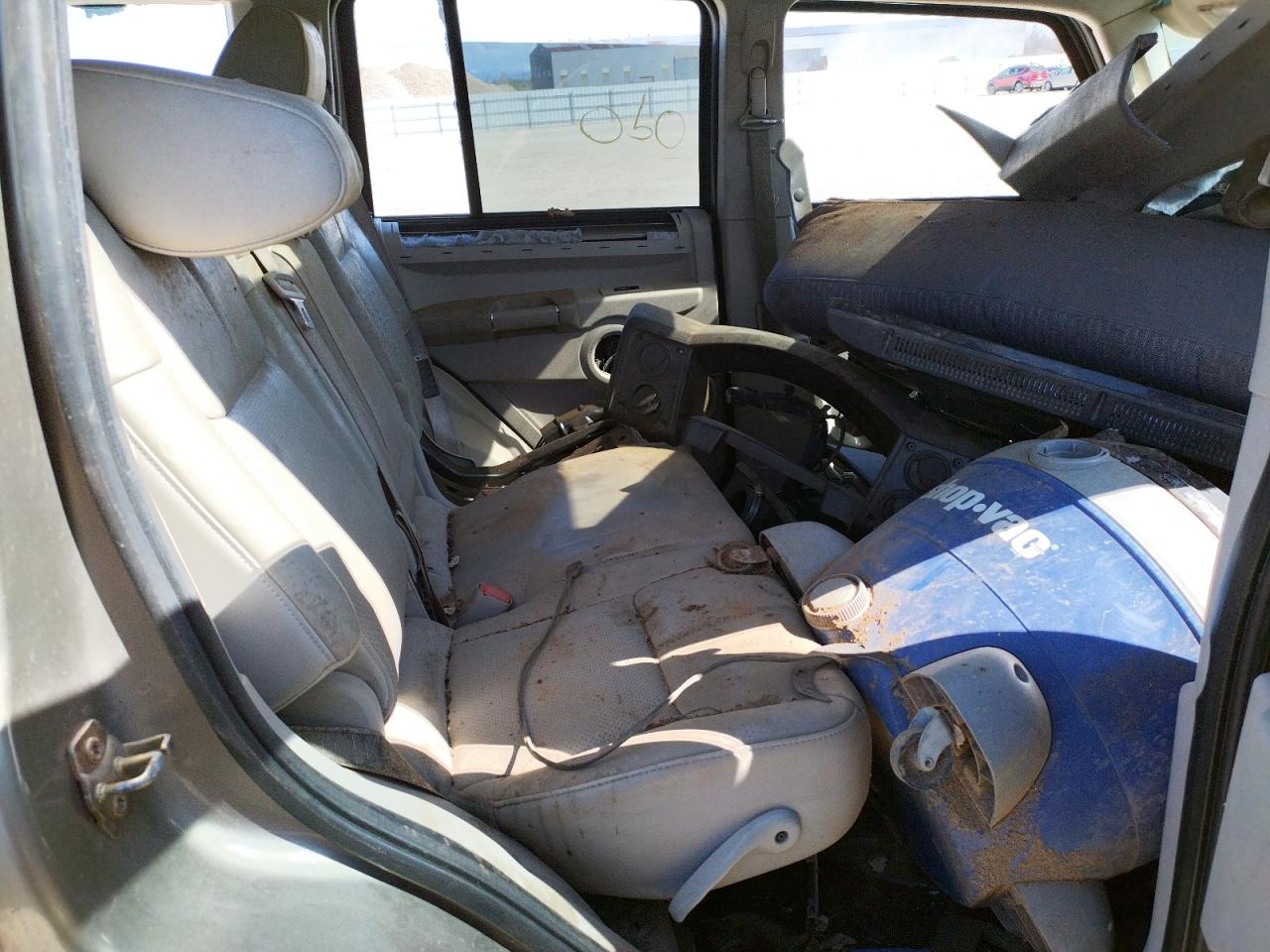 Photo 6 from auction – 2006 JEEP COMMANDER with VIN 1J8HG58N36C302765