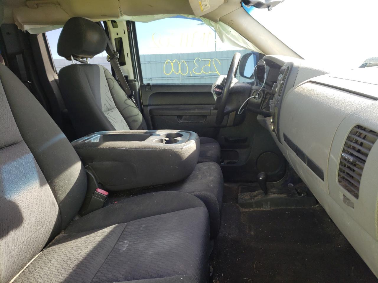 Photo 5 from auction – 2010 GMC SIERRA K15 with VIN 1GTSKUEA8AZ158126