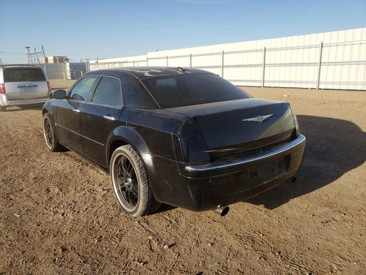 Photo 3 from auction – 2005 CHRYSLER 300C with VIN 2C3AK63H75H619429