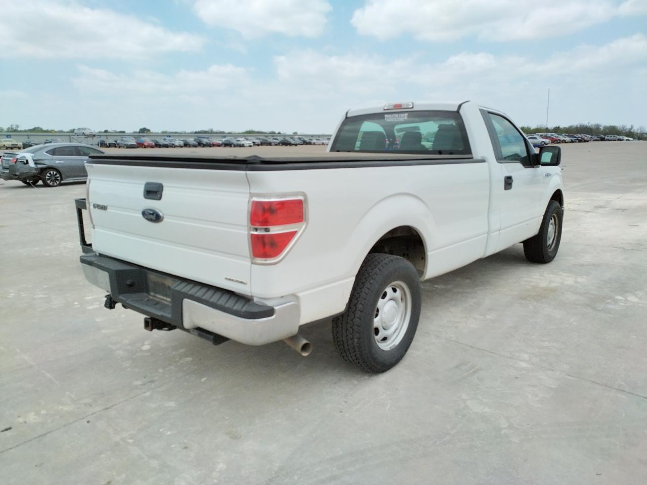 Фото 4 с аукциона – 2013 FORD F150 с VIN 1FTNF1CF9DKF55467