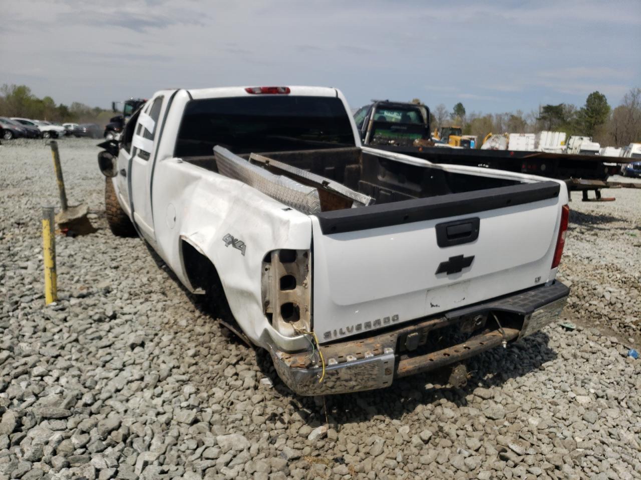 Photo 3 from auction – 2007 CHEVROLET SILVERADO with VIN 2GCEK19J271633454