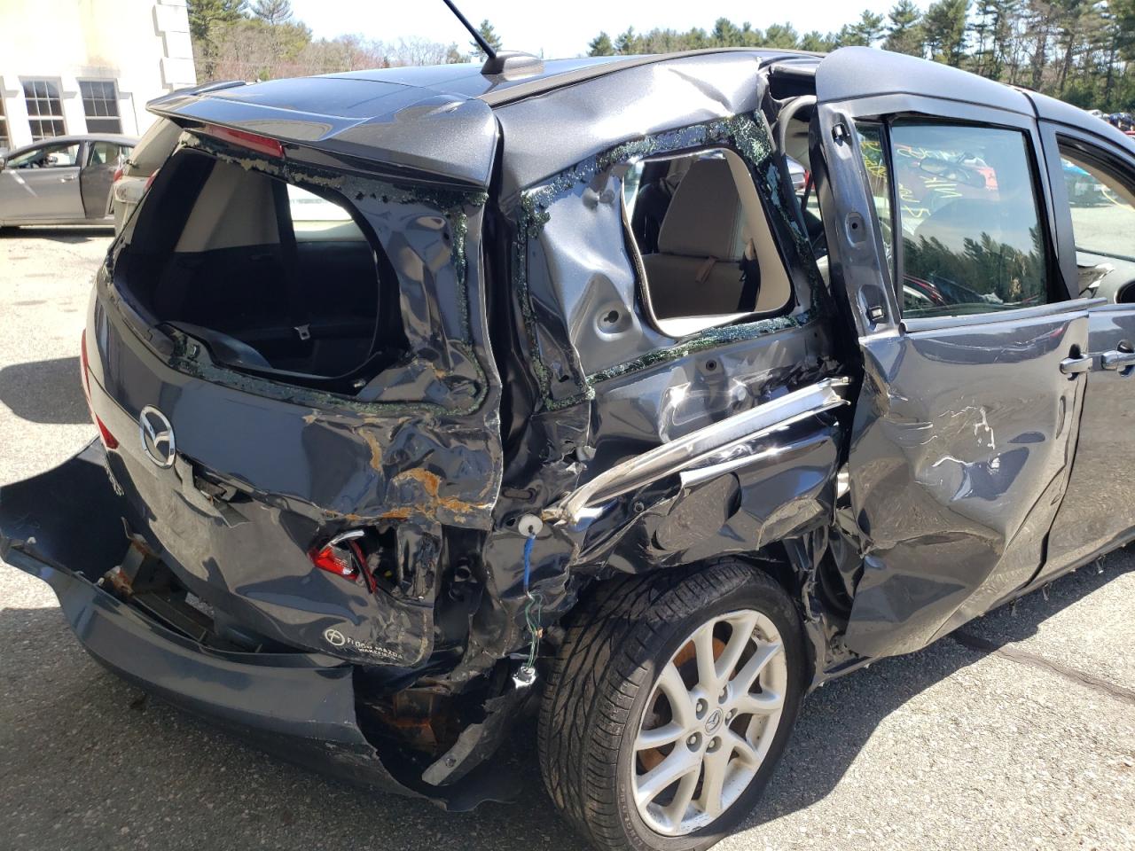 Photo 9 from auction – 2012 MAZDA 5 with VIN JM1CW2DL6C0132048