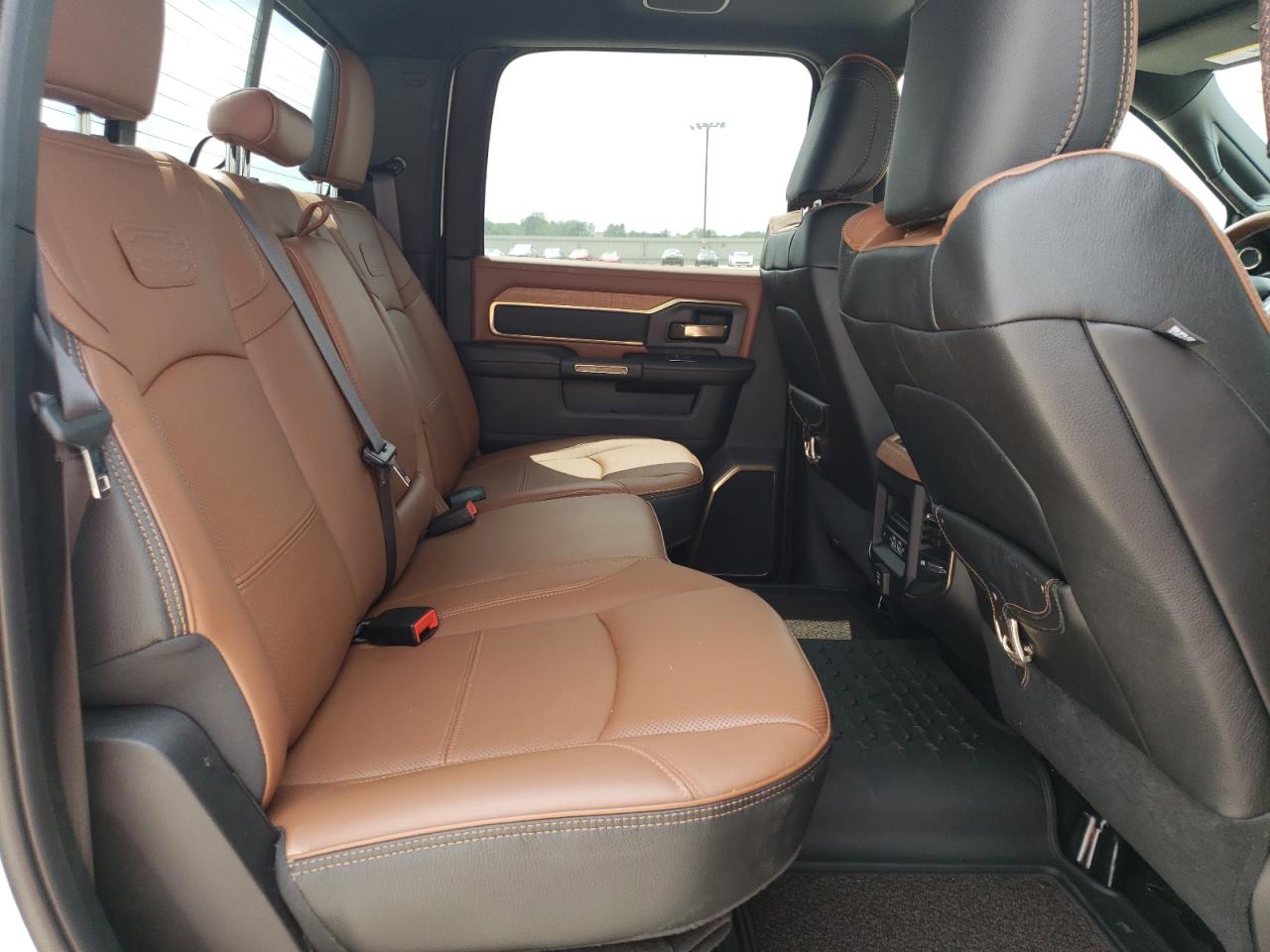 Photo 6 from auction – 2022 RAM 2500 LONGH with VIN 3C6UR5GL6NG125261
