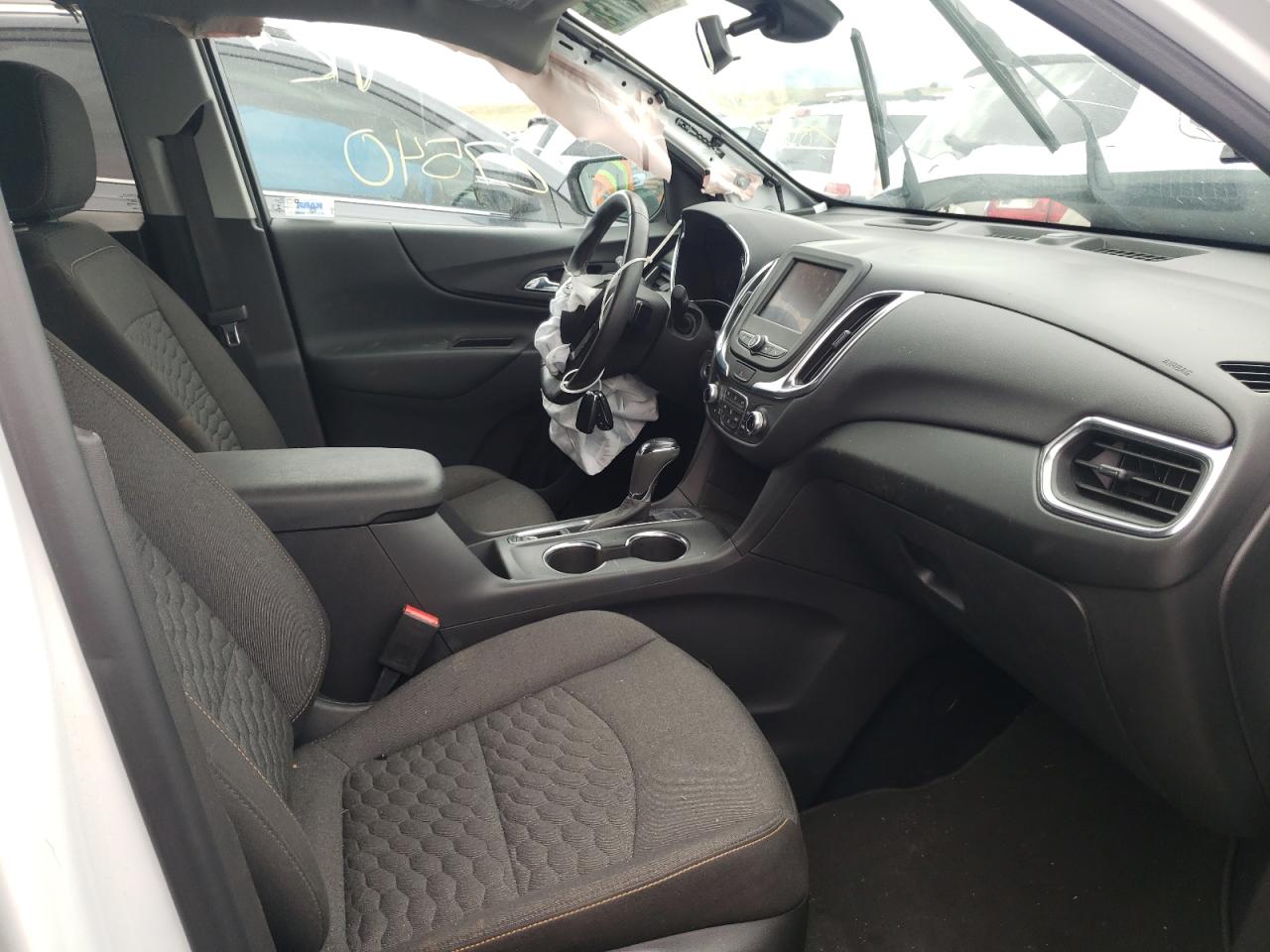 Photo 5 from auction – 2021 CHEVROLET EQUINOX LT with VIN 3GNAXUEVXMS112144