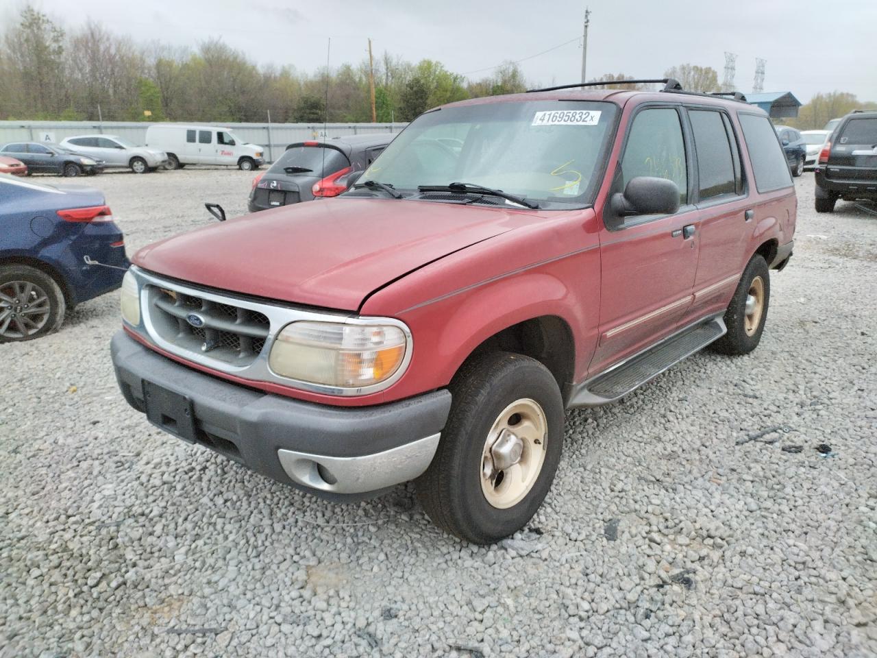Photo 2 from auction – 2001 FORD EXPLORER X with VIN 1FMZU63E01ZA73755
