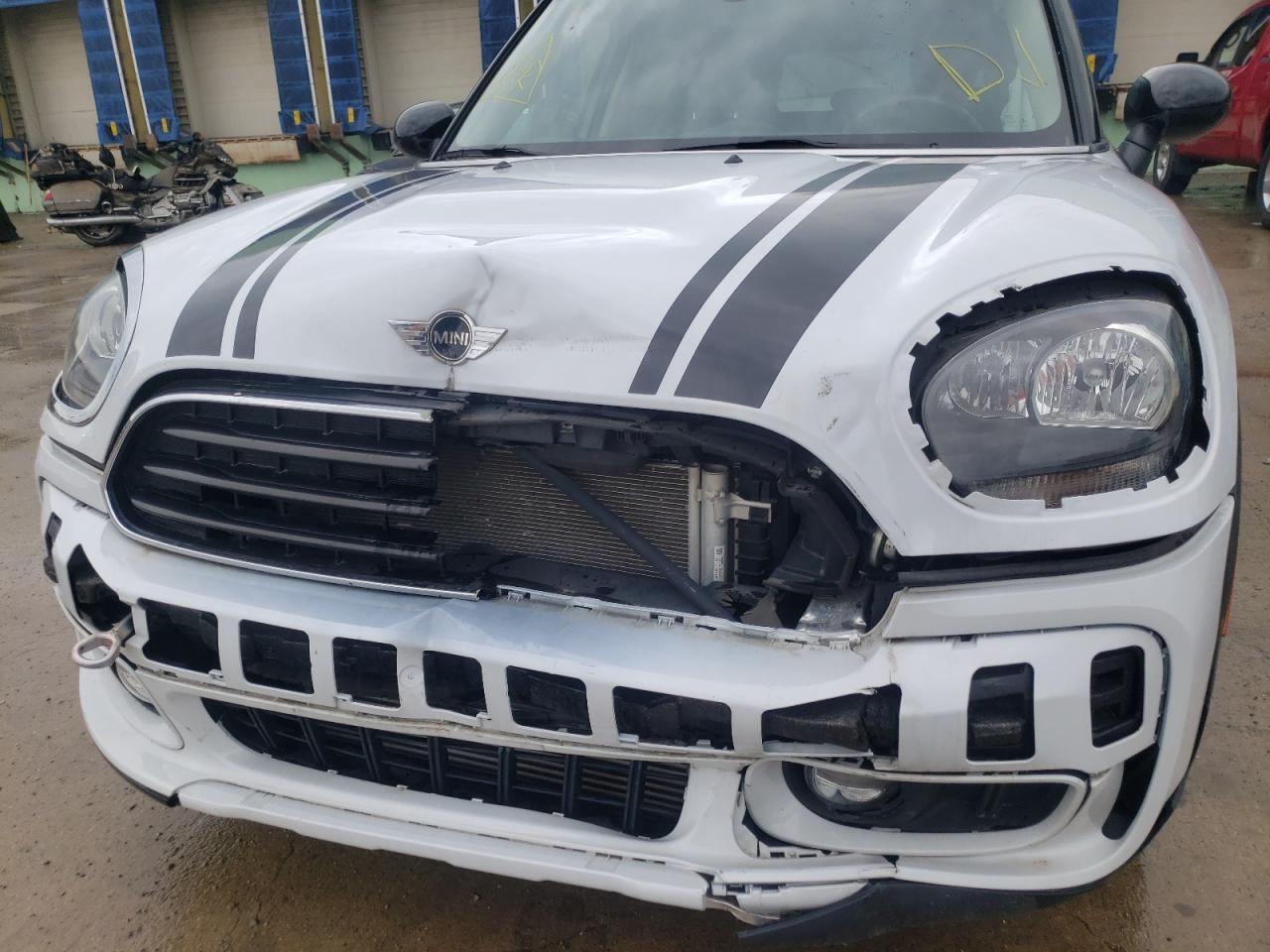 Photo 9 from auction – 2018 MINI COOPER COU with VIN WMZYV5C35J3E03921
