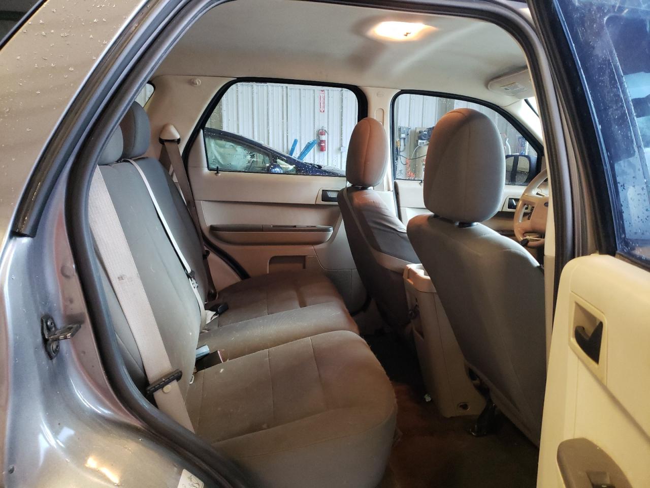 Photo 6 from auction – 2012 FORD ESCAPE XLS with VIN 1FMCU0C70CKB26602