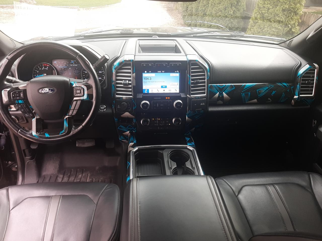 Photo 9 from auction – 2017 FORD F350 SUPER with VIN 1FT8W3BT8HEC01525