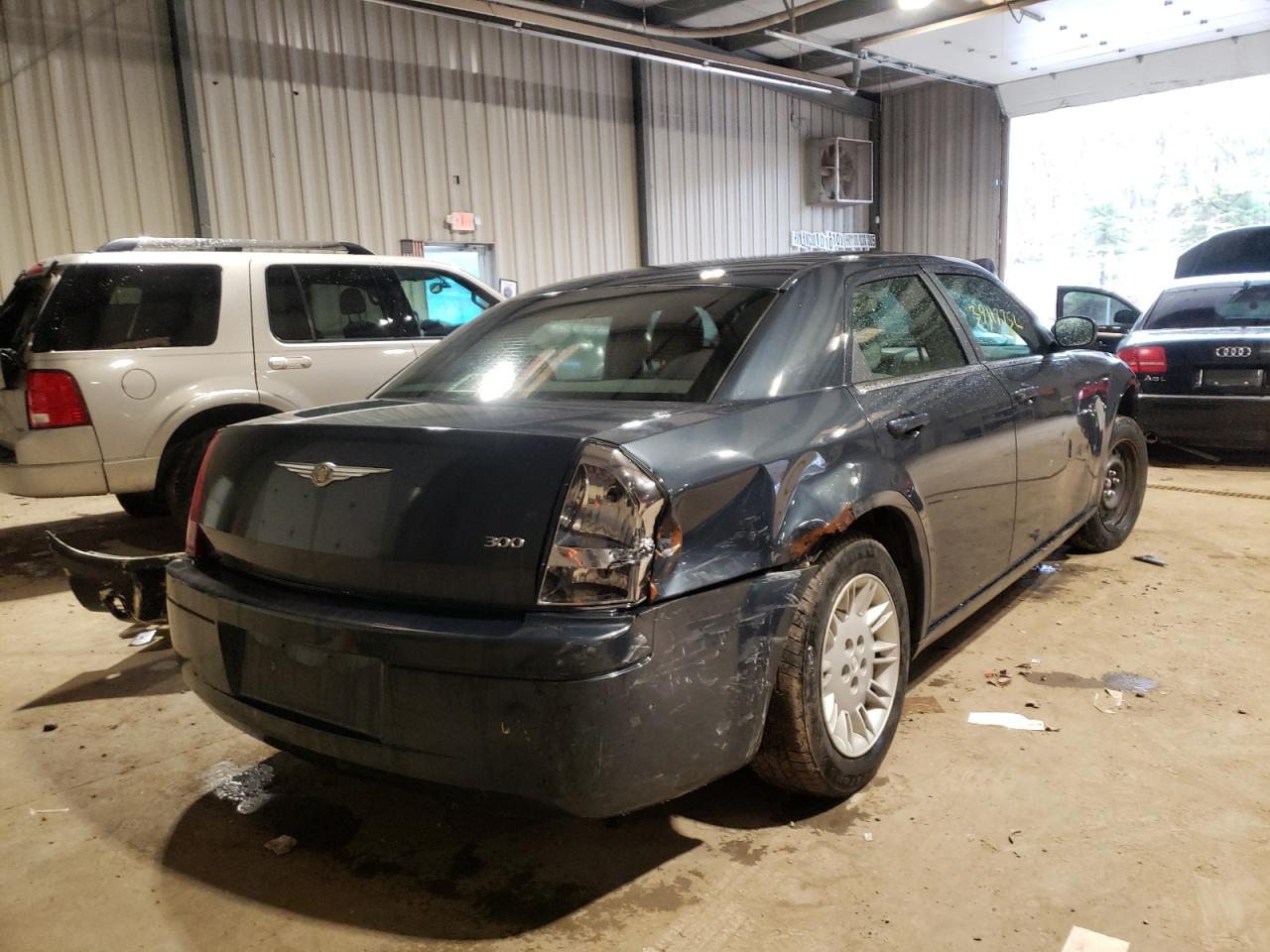 Photo 4 from auction – 2007 CHRYSLER 300 with VIN 2C3KA43R37H830005