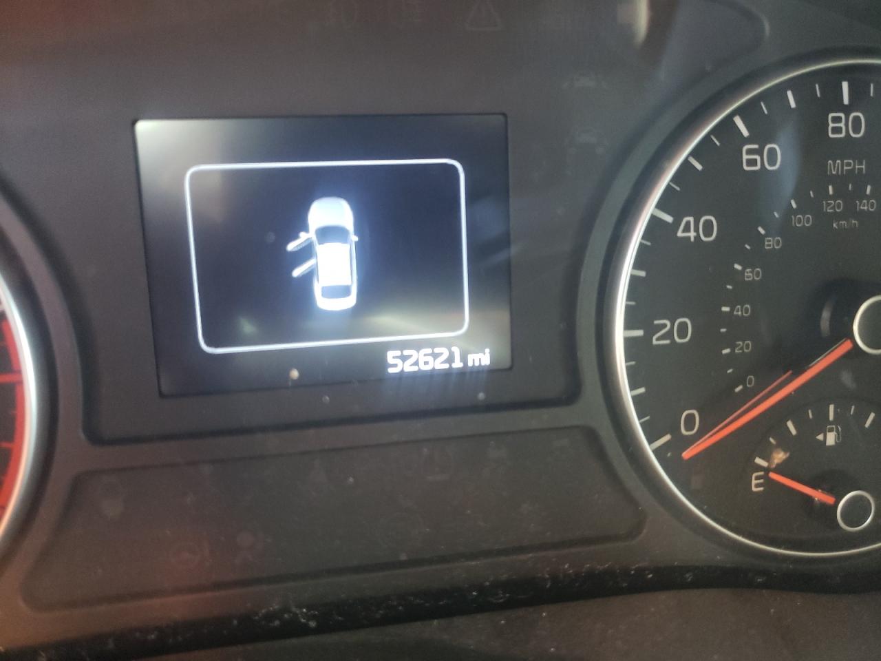 Photo 8 from auction – 2016 KIA OPTIMA EX with VIN 5XXGU4L35GG008118