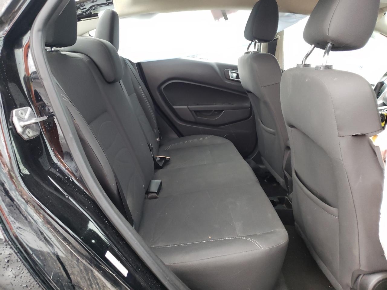 Photo 6 from auction – 2016 FORD FIESTA SE with VIN 3FADP4BJ3GM158971