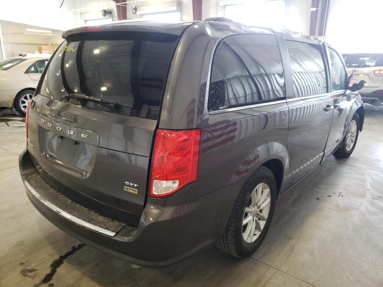 Photo 4 from auction – 2019 DODGE GRAND CARA with VIN 2C4RDGCG3KR689411