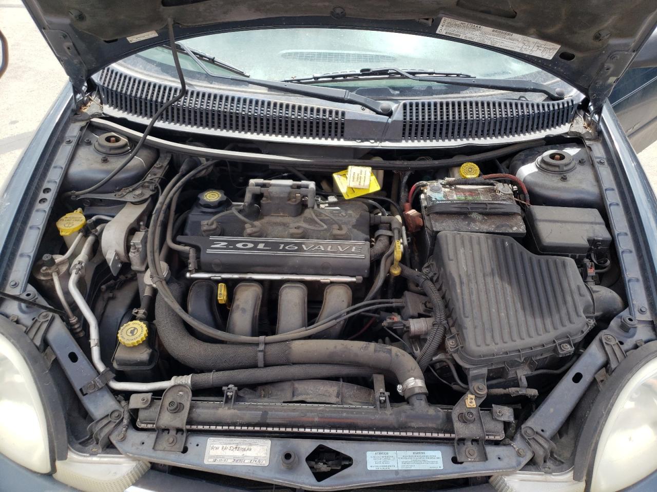 Photo 7 from auction – 2001 DODGE NEON SE with VIN 1B3ES46C81D201195