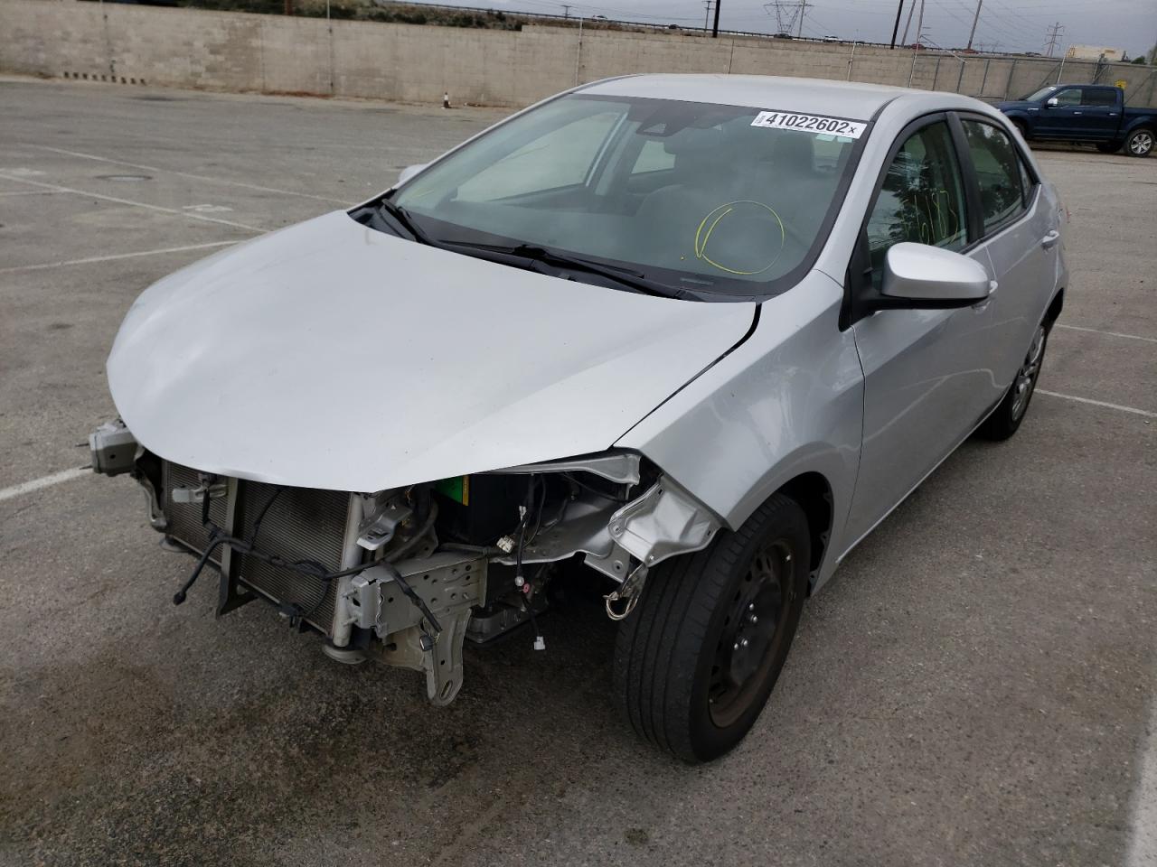 Photo 2 from auction – 2017 TOYOTA COROLLA L with VIN 5YFBURHEXHP679004
