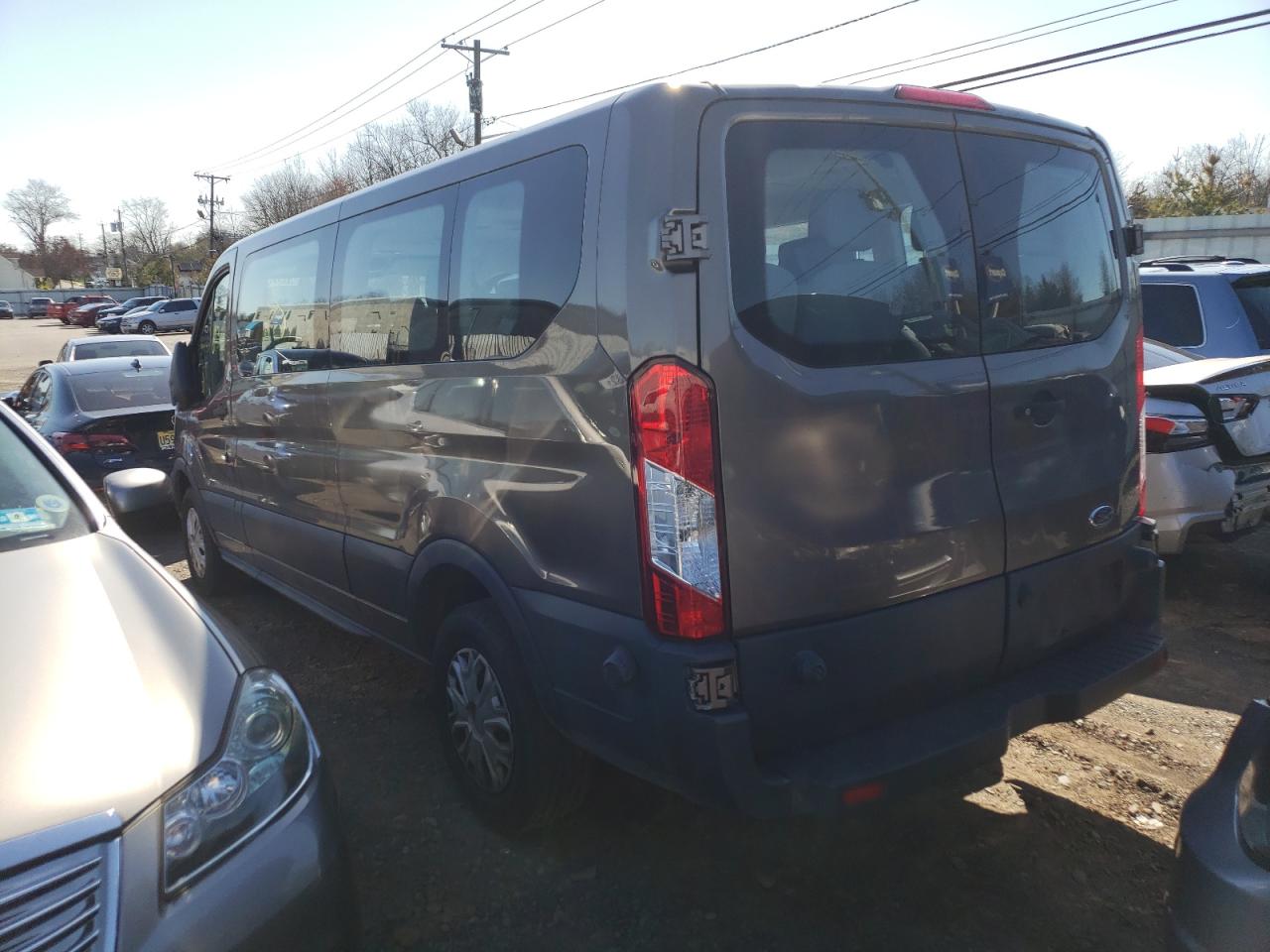Photo 3 from auction – 2018 FORD TRANSIT T- with VIN 1FBZX2YM4JKA79544