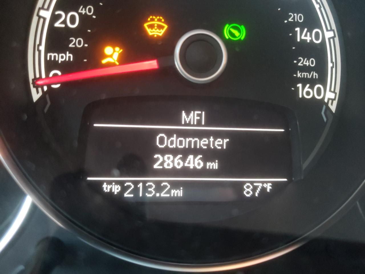 Photo 8 from auction – 2019 VOLKSWAGEN BEETLE S with VIN 3VW5DAAT3KM509764