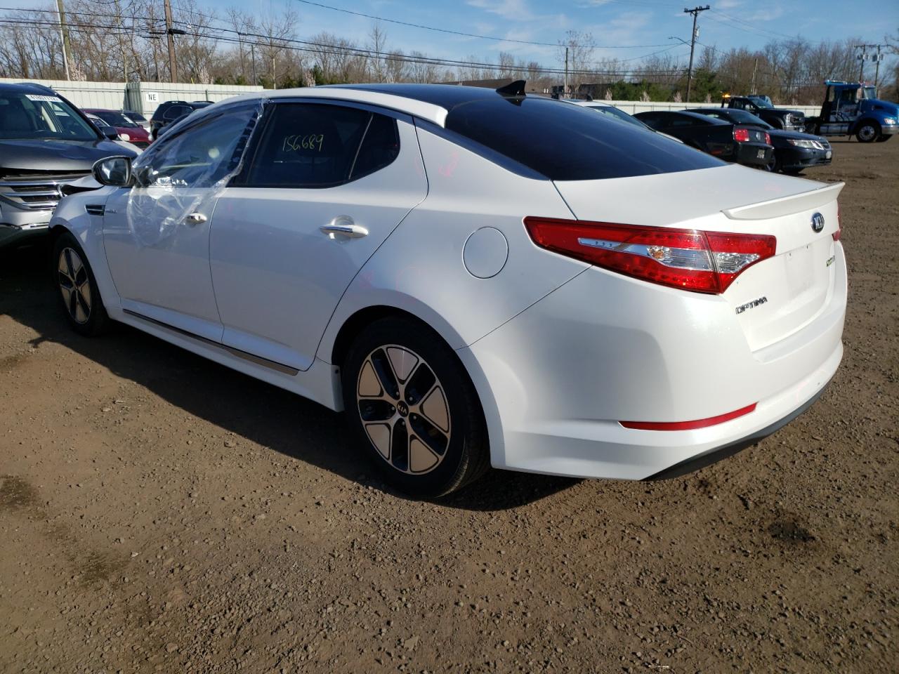 Photo 3 from auction – 2013 KIA OPTIMA HYB with VIN KNAGM4AD0D5061334