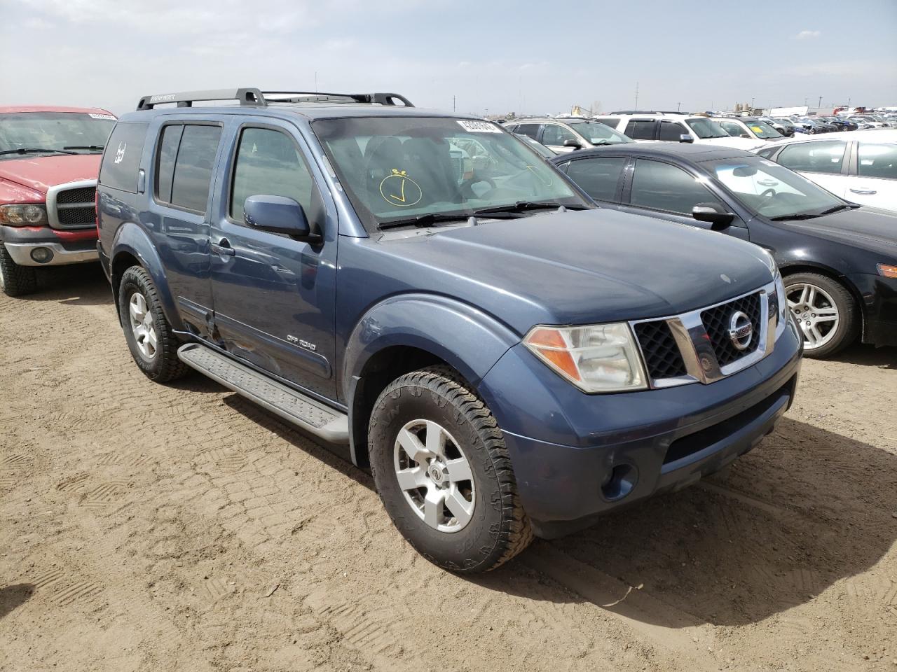 NISSAN PATHFINDER 2005 with VIN 5N1AR18W25C786801 - Photo from auction