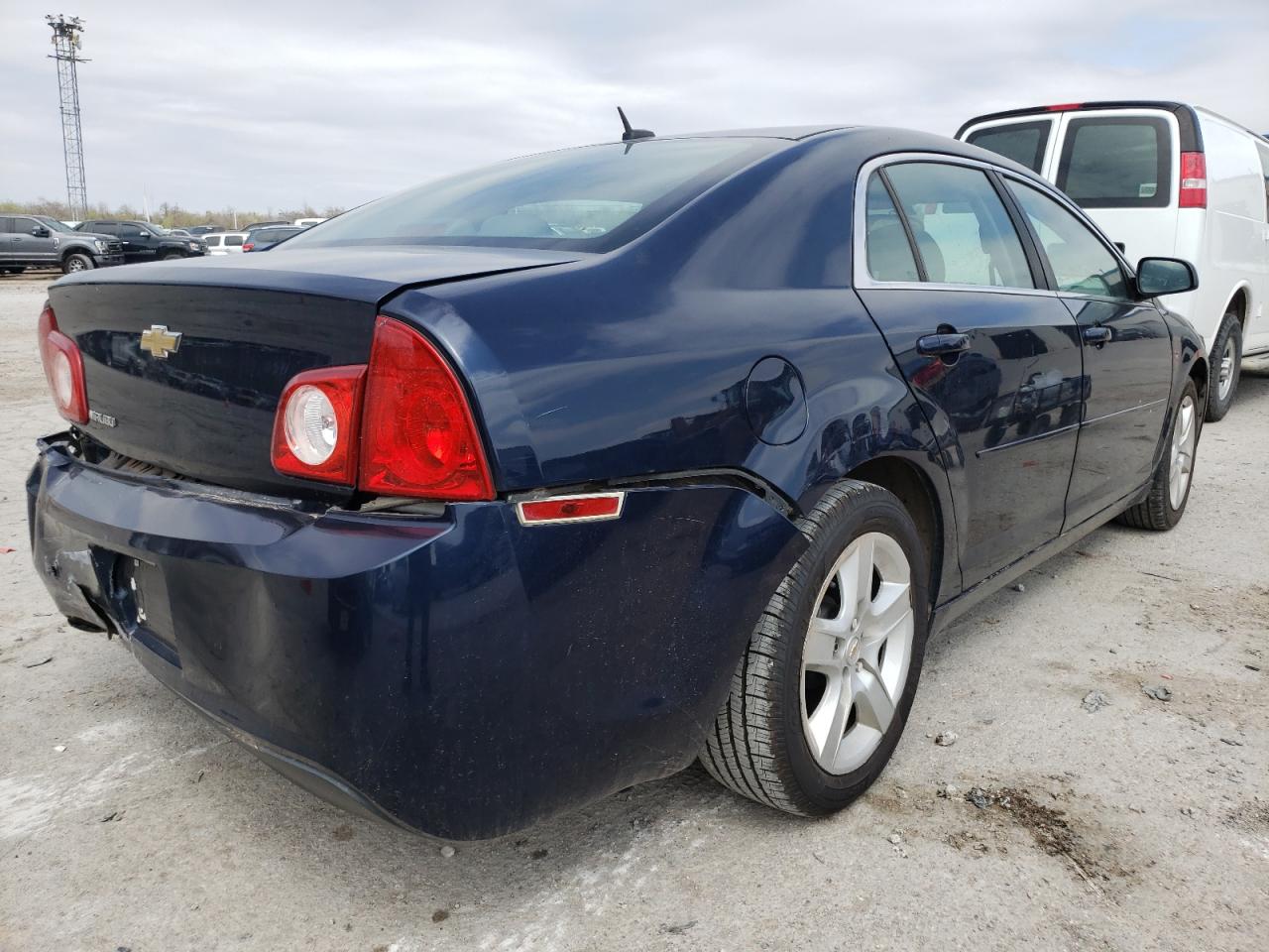 Photo 4 from auction – 2011 CHEVROLET MALIBU LS with VIN 1G1ZB5E16BF127473