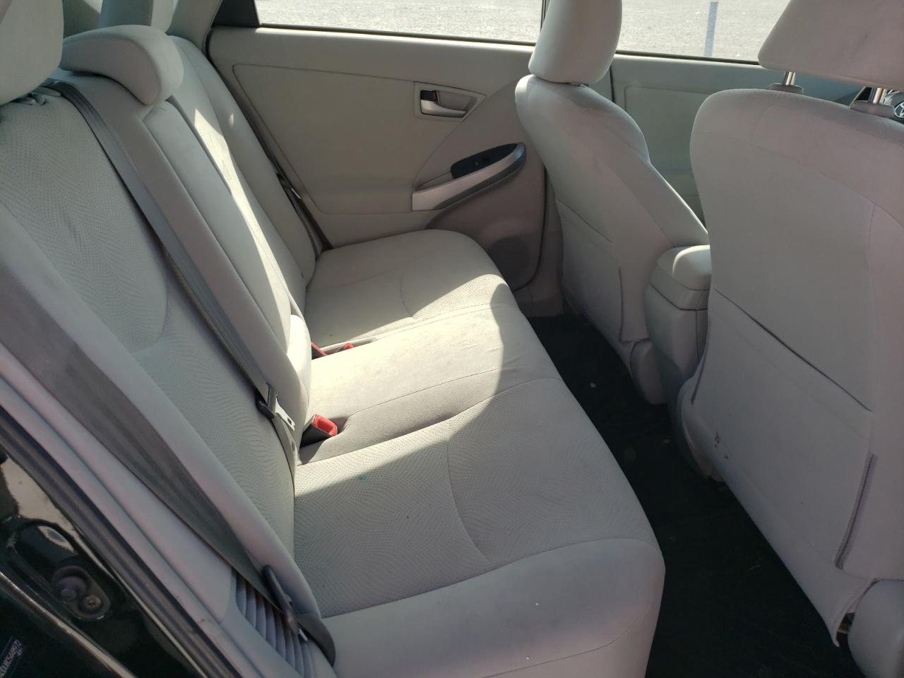 Photo 6 from auction – 2012 TOYOTA PRIUS with VIN JTDKN3DU8C5448972