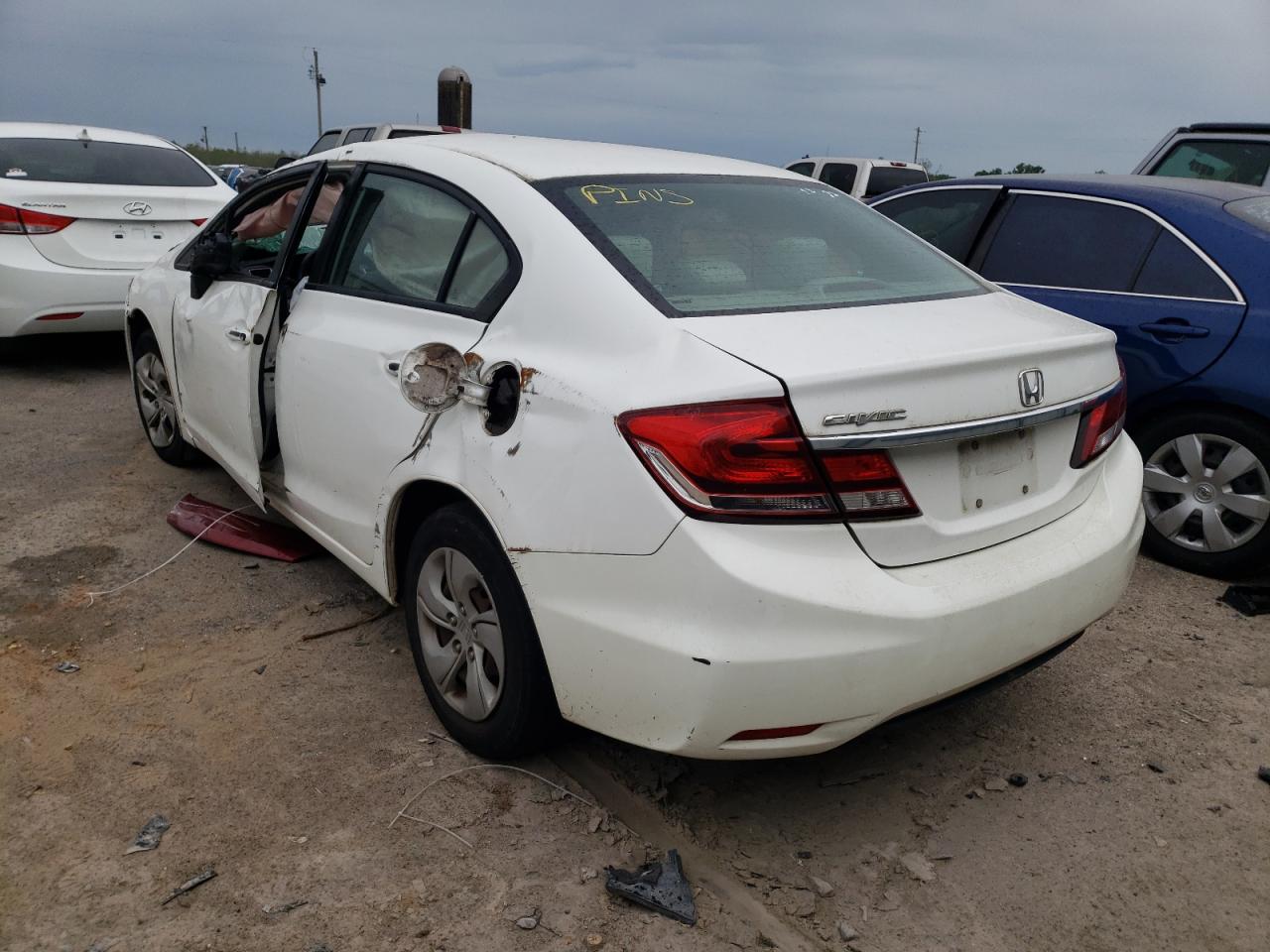 Photo 3 from auction – 2014 HONDA CIVIC LX with VIN 19XFB2F50EE080045