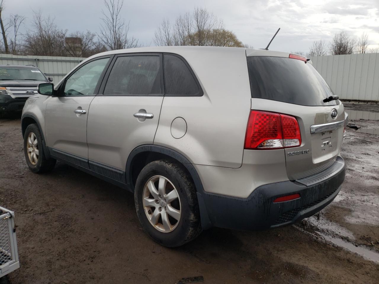 Photo 3 from auction – 2012 KIA SORENTO BA with VIN 5XYKT3A12CG294993