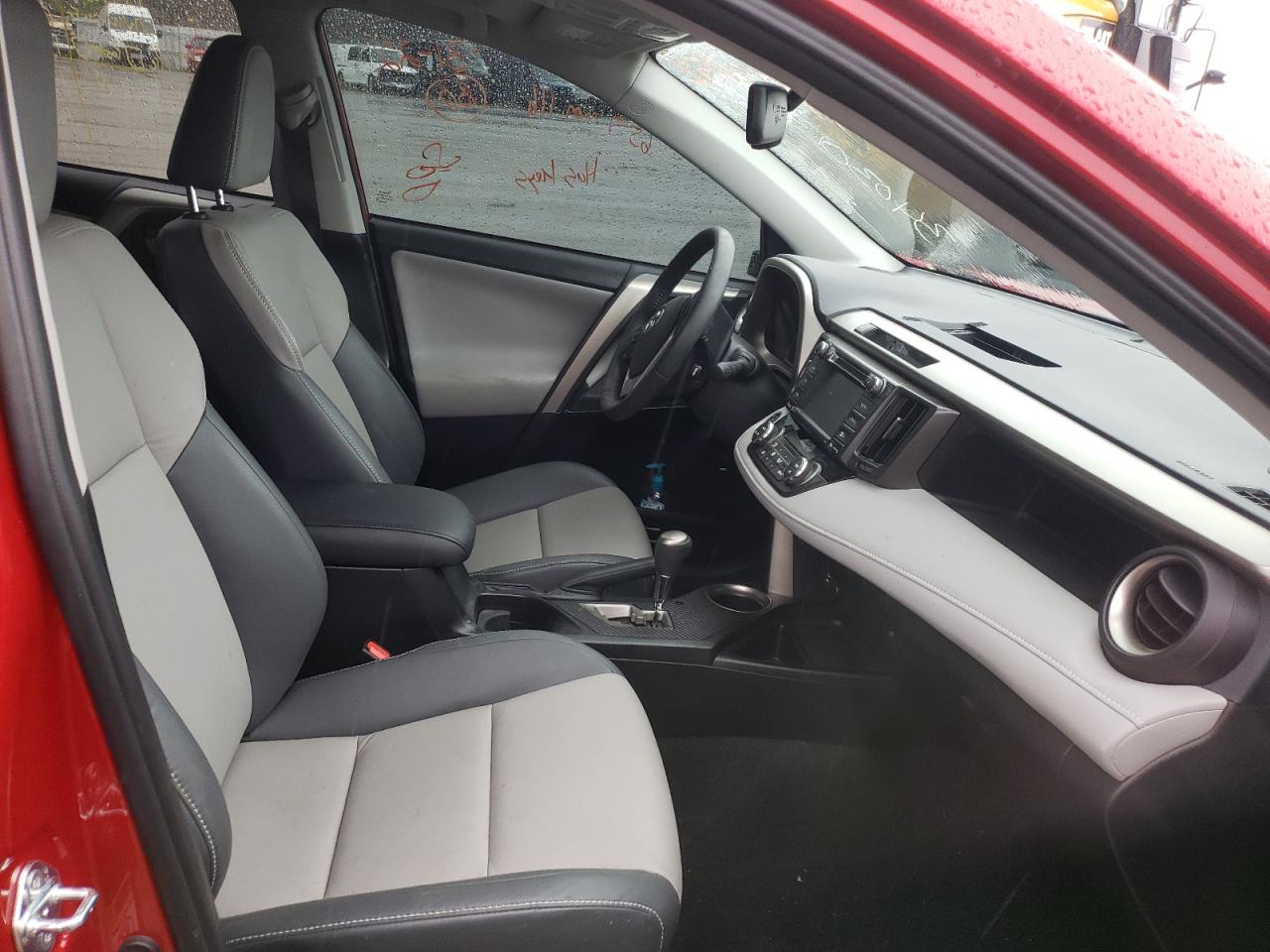 Photo 5 from auction – 2014 TOYOTA RAV4 LIMIT with VIN 2T3DFREV4EW199453