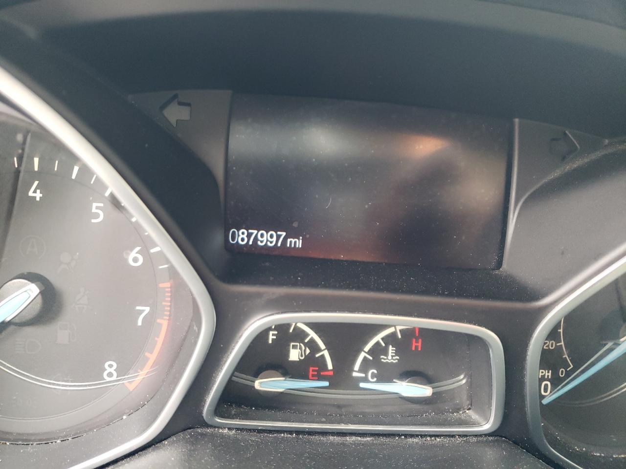 Photo 8 from auction – 2018 FORD FOCUS SE with VIN 1FADP3F29JL316770