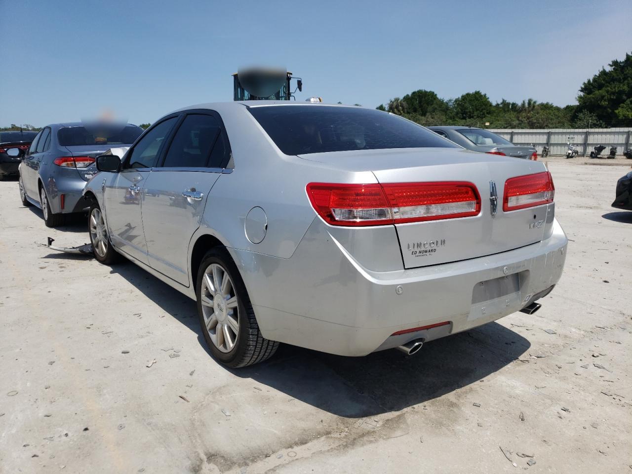 Photo 3 from auction – 2011 LINCOLN MKZ with VIN 3LNHL2GC4BR764342