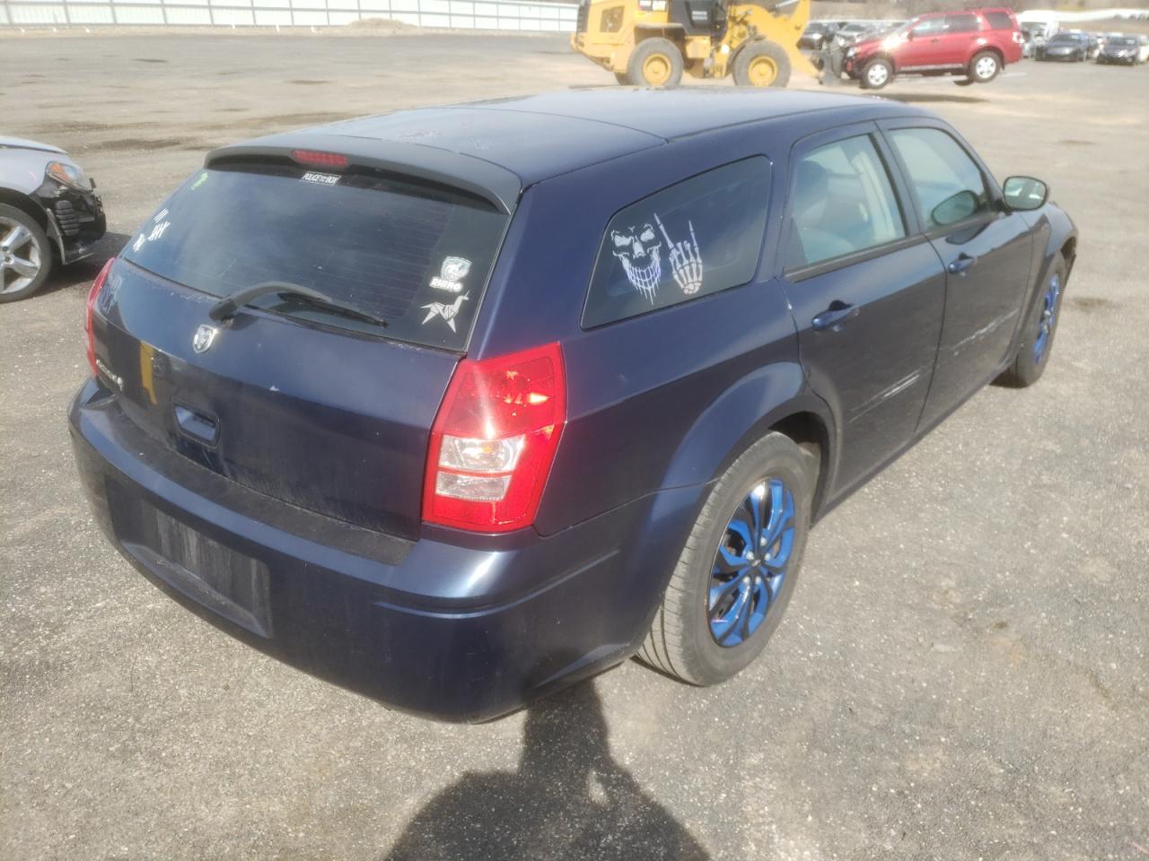 Photo 4 from auction – 2005 DODGE MAGNUM SE with VIN 2D4FV48T45H577671