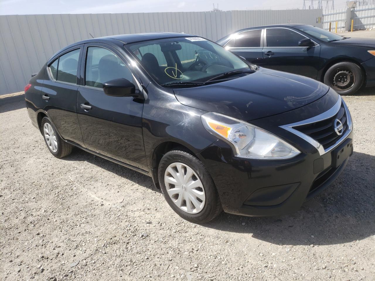 Photo 1 from auction – 2017 NISSAN VERSA S with VIN 3N1CN7AP9HL818282