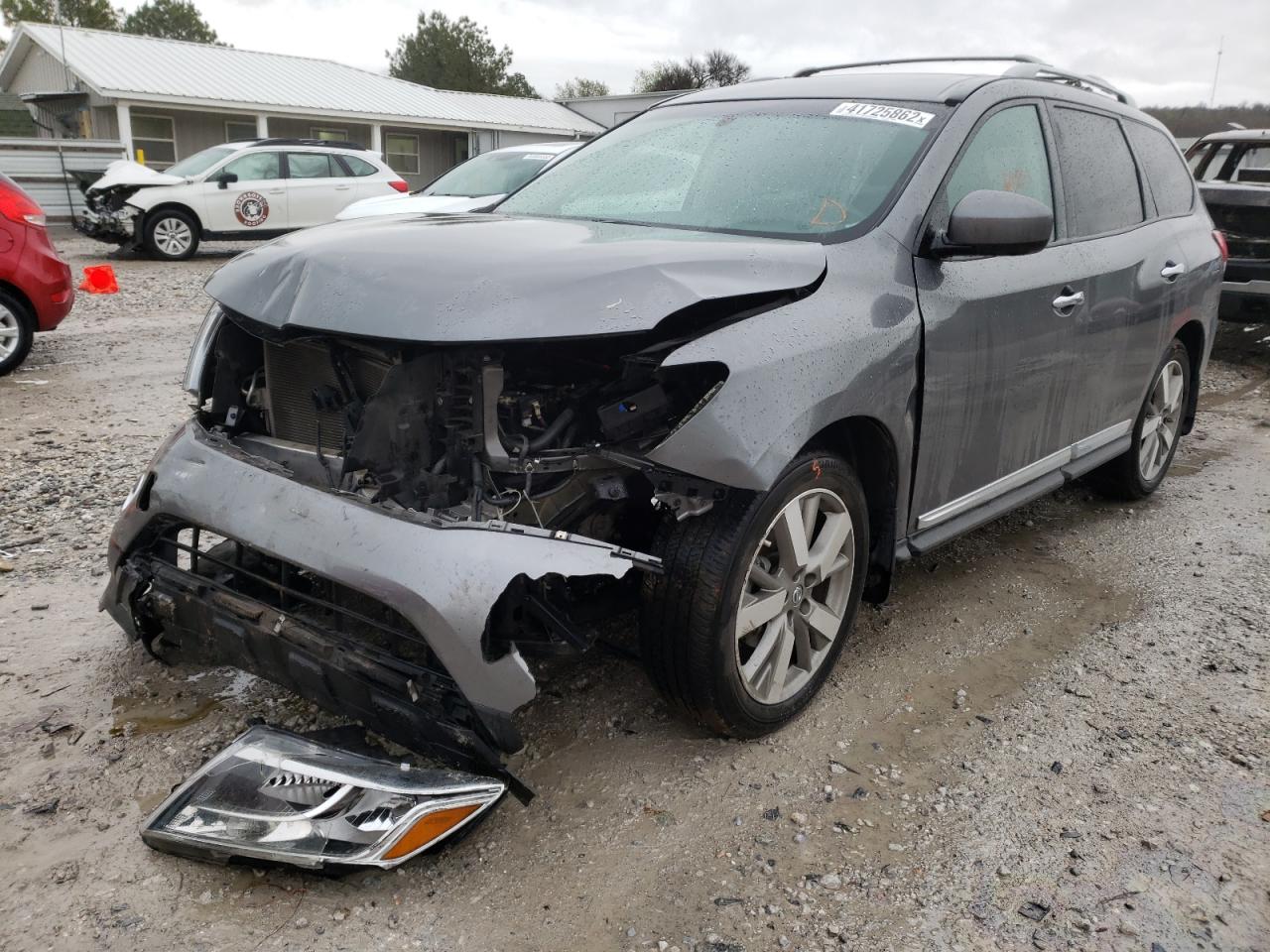 Photo 2 from auction – 2015 NISSAN PATHFINDER with VIN 5N1AR2MN9FC689339