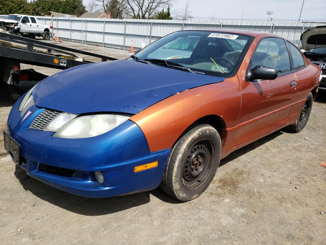 Photo 2 from auction – 2005 PONTIAC SUNFIRE with VIN 3G2JB12F45S179945