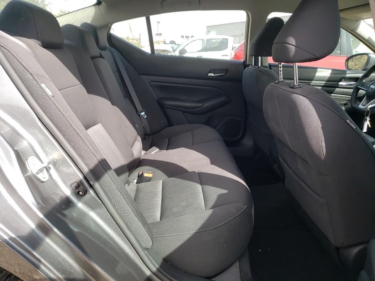 Photo 6 from auction – 2020 NISSAN ALTIMA S with VIN 1N4BL4BVXLC247079