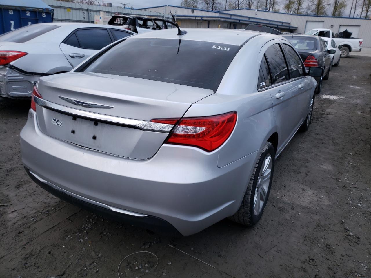 Photo 4 from auction – 2012 CHRYSLER 200 TOURIN with VIN 1C3CCBBB7CN267212