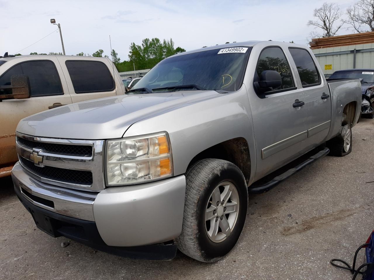 Photo 2 from auction – 2011 CHEVROLET SILVERADO with VIN 3GCPCSEA1BG117281