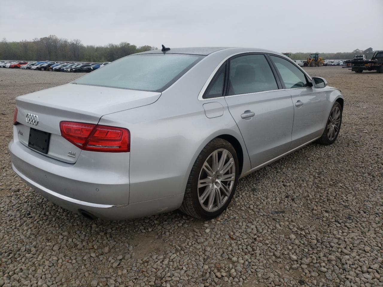 Photo 4 from auction – 2012 AUDI A8 L QUATT with VIN WAURVAFD2CN005455