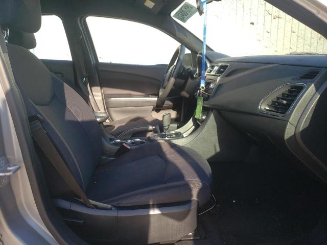 صورة رقم 5 من المزاد - 2014 CHRYSLER 200 LX مع VIN 1C3CCBAB5EN168442