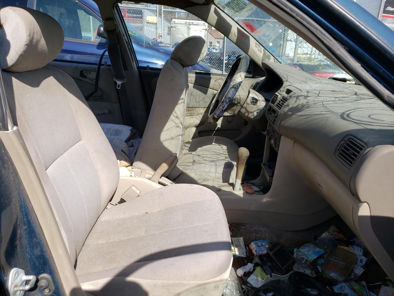 Photo 5 from auction – 1998 TOYOTA COROLLA VE with VIN 2T1BR12E9WC046275