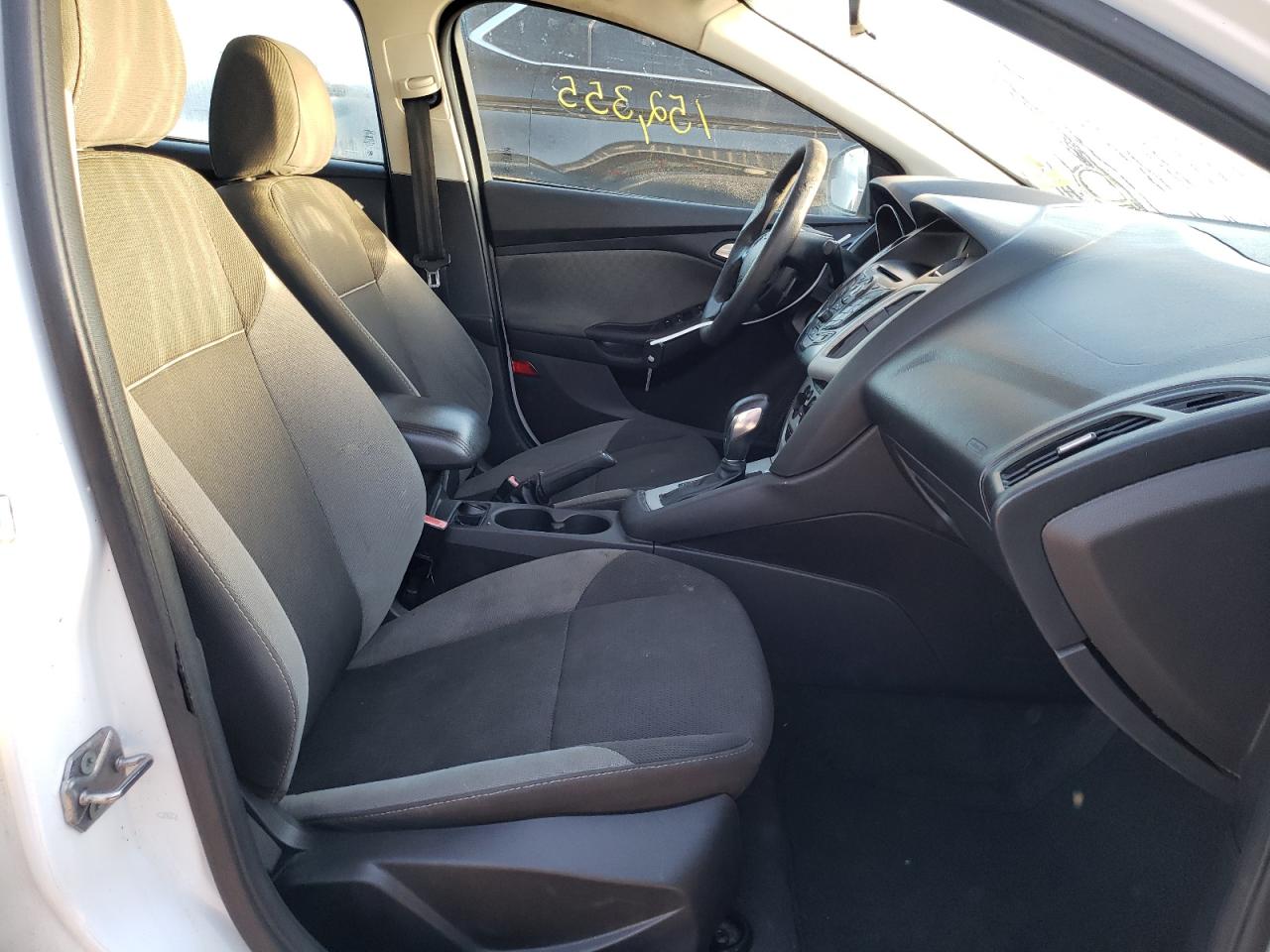 Photo 5 from auction – 2013 FORD FOCUS SE with VIN 1FADP3F23DL178387
